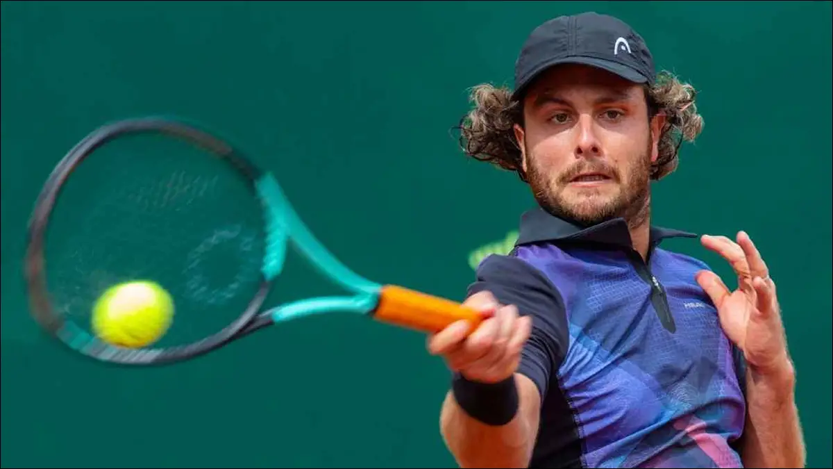 TENIS. Marco Trungelliti celebró su triunfo en la clasificación del Abierto de Australia, que lo dejó como el único representante argentino en competencia.