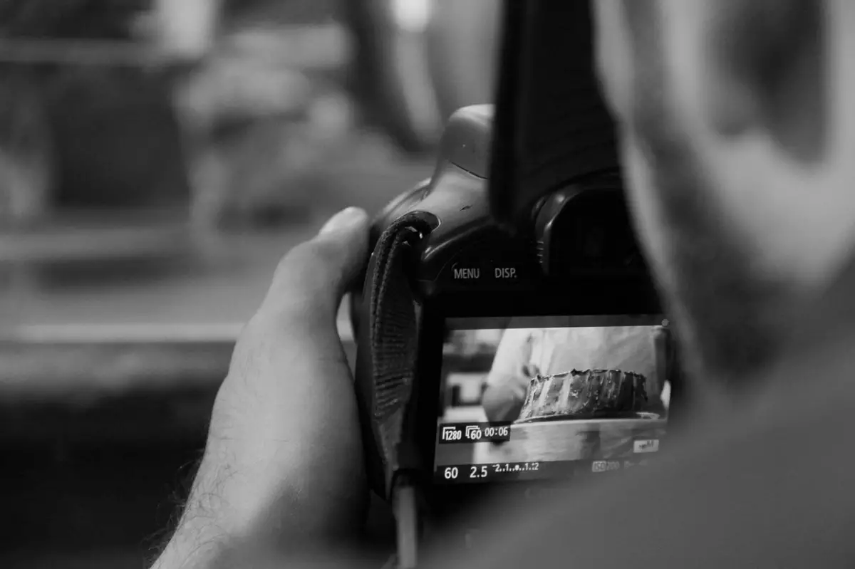 BECAS. Oportunidad para artistas jóvenes que buscan formación profesional sin pagar el arancel.