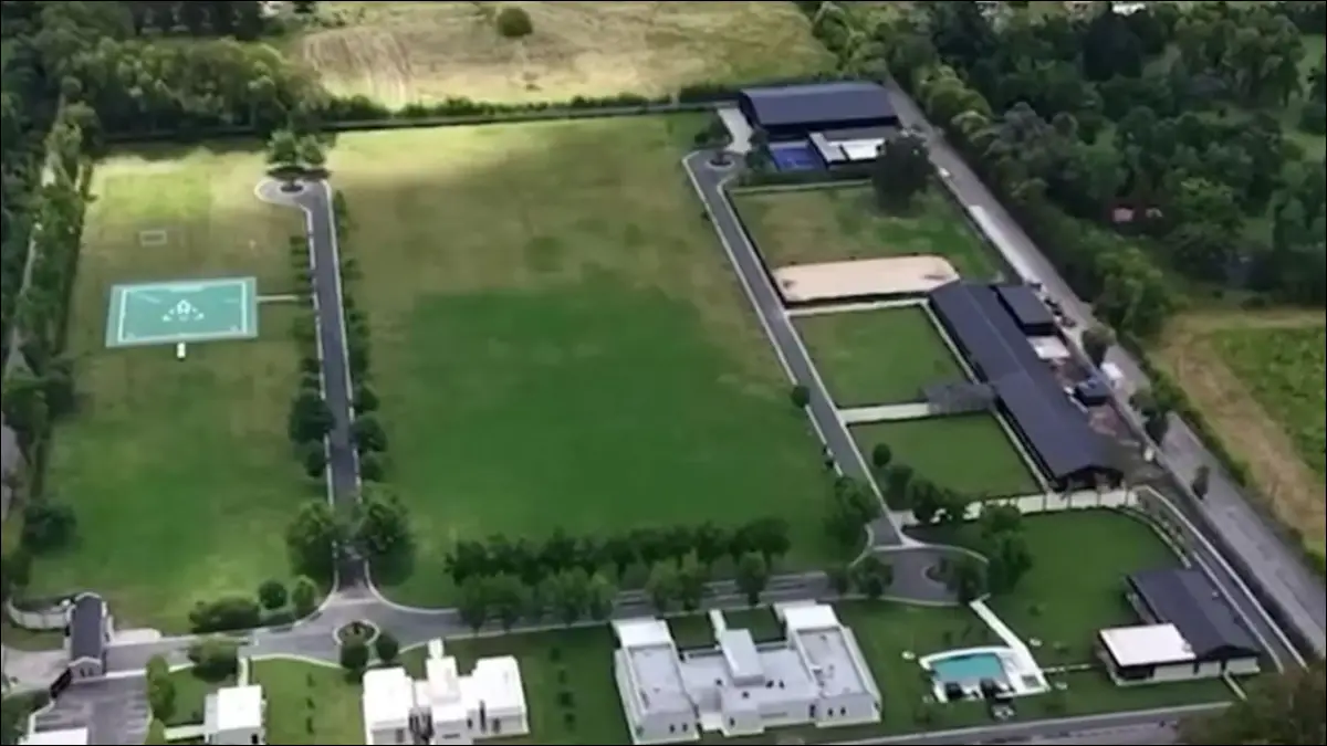 INVESTIGACIÓN. La residencia ubicada en un predio de 105 mil metros cuadrados quedó incorporada a una causa que analiza el origen del dinero utilizado para su adquisición y el entramado societario que la rodea.