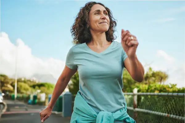 ¿Correr o caminar rápido?: cuál es la mejor actividad después de los 50 años