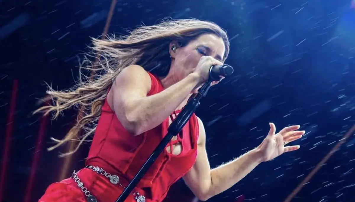 La Sole no terminó de dar su show en Jesús María a causa de la lluvia.