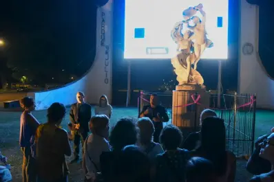 Se reedita el recorrido escultórico para contemplar arte bajo el cielo nocturno