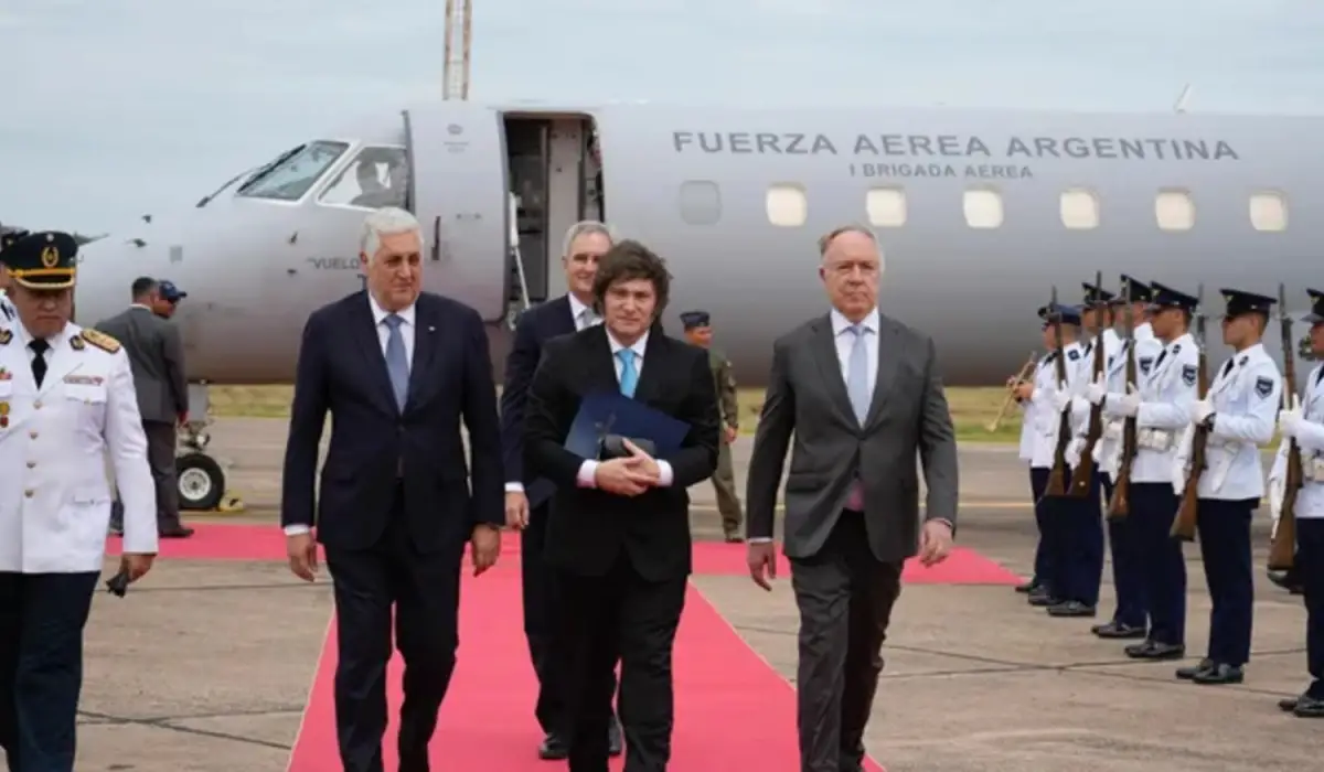 Javier Milei participa en Paraguay de la firma del acuerdo comercial entre el Mercosur y la Unión Europea
