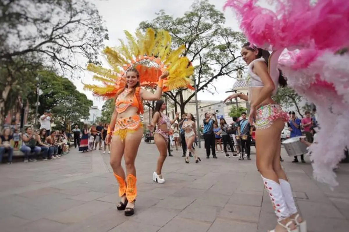 Las danzas de ritmos latinoamericanos serán protagonistas durante seis noches en Aguilares.