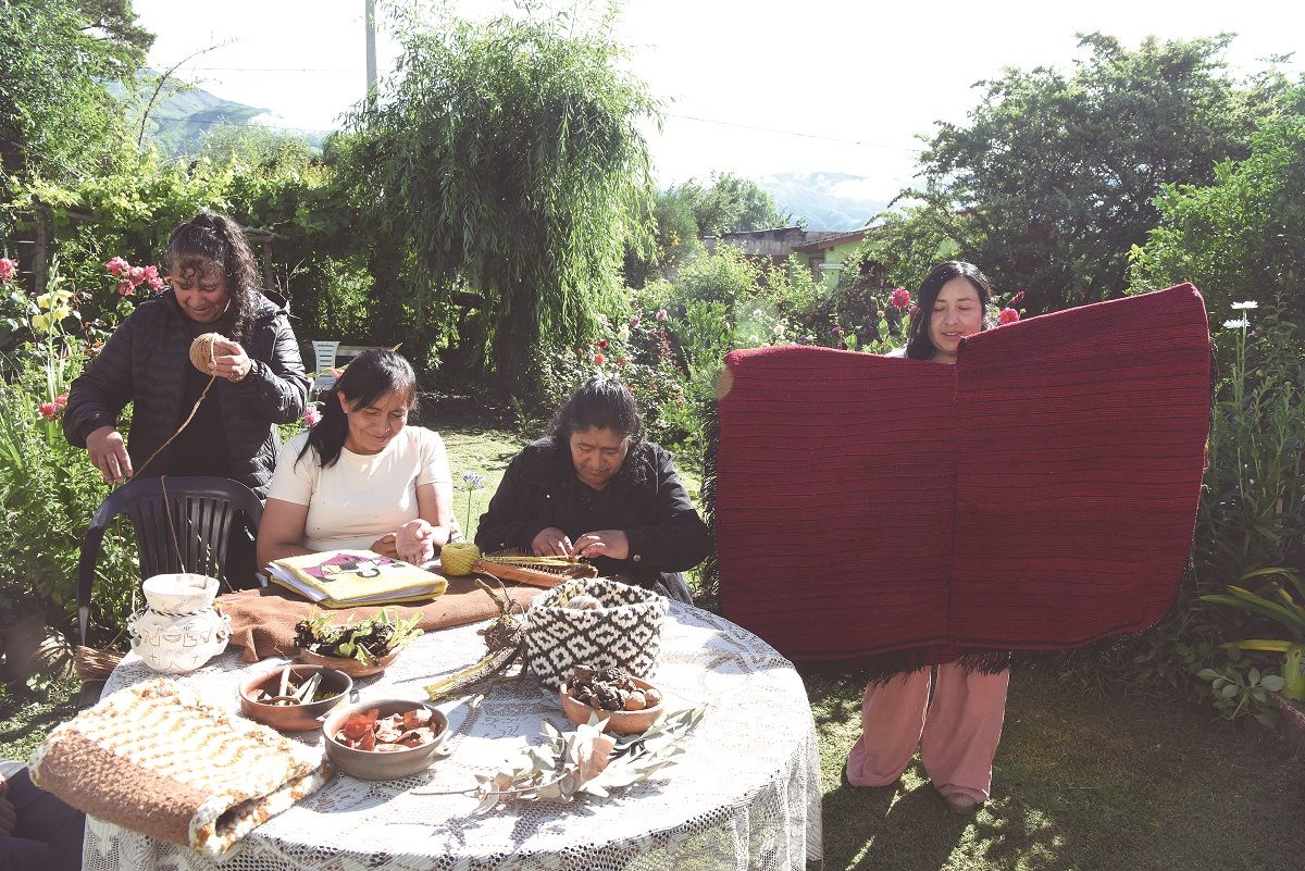 LA GACETA FOTOS DE ANA LÍA JARAMILLO