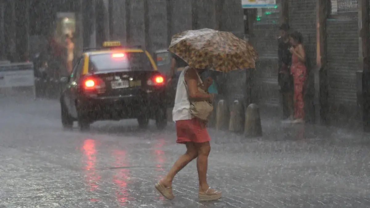 Tormentas severas en el norte: rige alerta naranja y amarilla en varias provincias