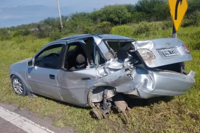 Choque en la Ruta 89: una familia que viajaba de vacaciones a Brasil protagonizó un accidente