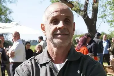 Tras 26 días en terapia intensiva, Christian Petersen mostró cómo avanza su recuperación