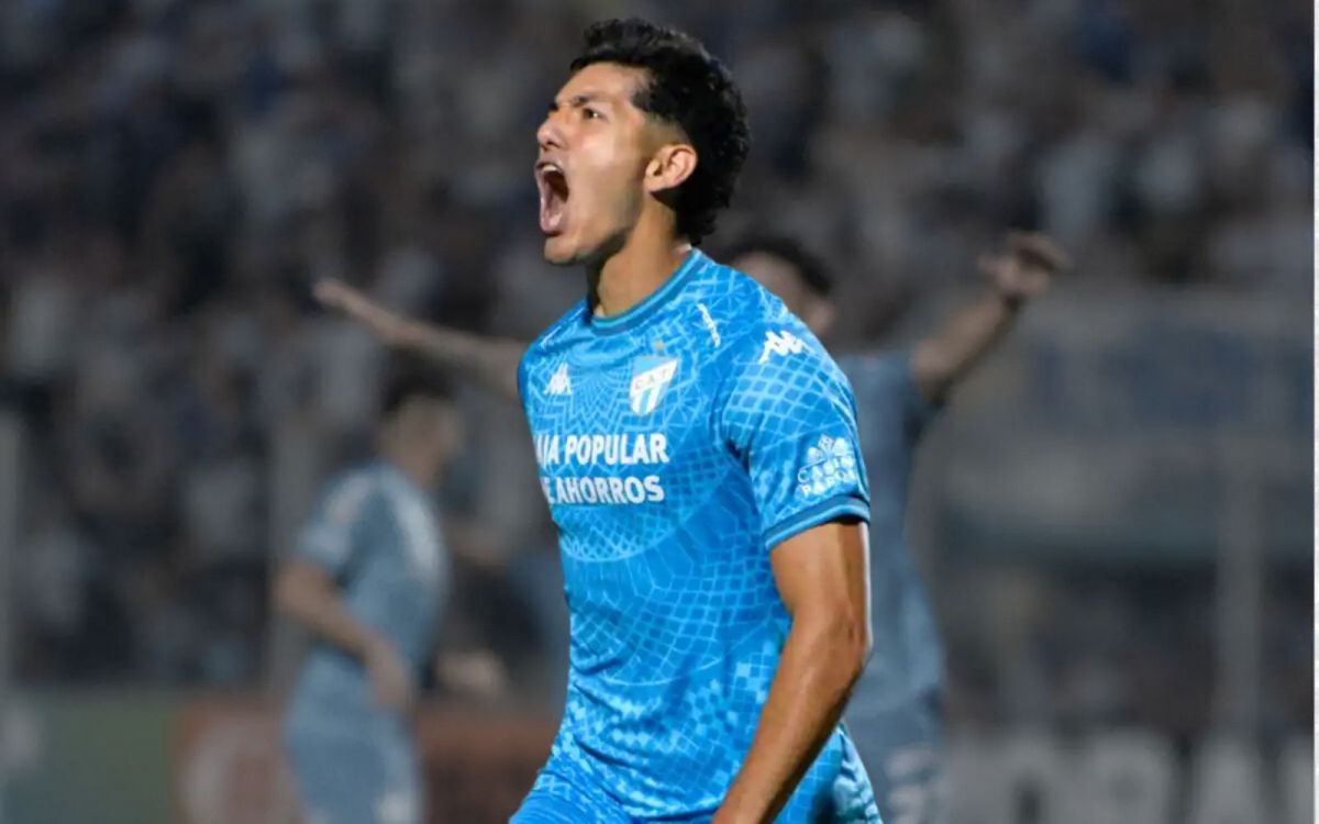 BAJA SENSIBLE. Atlético tiene problemas para definir el reemplazo del lateral.