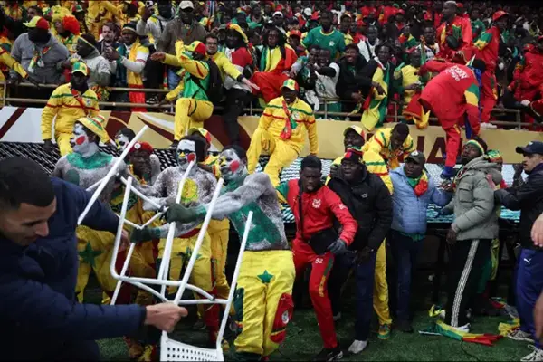 Escándalo en la Copa África: Marruecos denunciará a Senegal ante FIFA y la CAF
