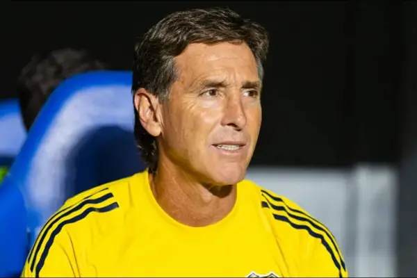 Claudio Úbeda habló de todo tras el triunfo de Boca ante Olimpia: la preocupación por Miguel Merentiel y la espera por Marino Hinestroza