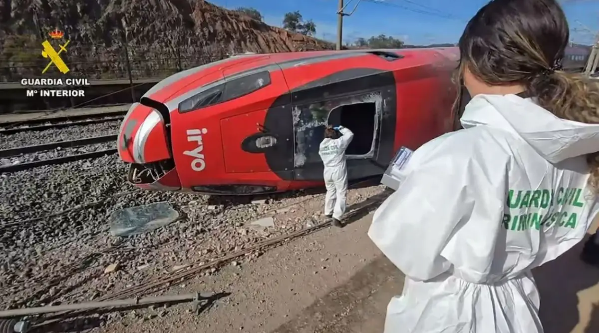 Tragedia ferroviaria en España: 40 fallecidos, más de 150 heridos y tres días de luto nacional