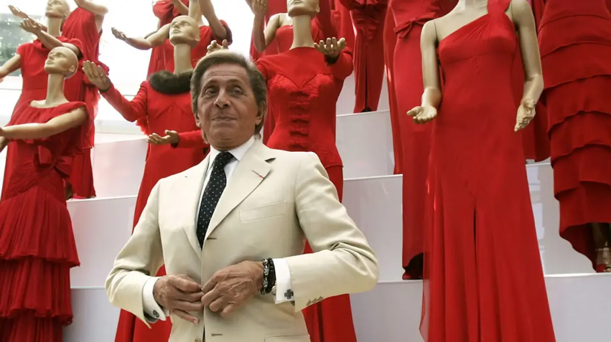 A pesar de que el rojo Valentino fue su signo, fue otro el vestido que le catapultó a la fama.