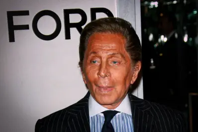 El modisto que marcó una época: luto en las pasarelas por el adiós a Valentino