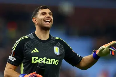 Bombazo: Inter inició gestiones por Dibu Martínez