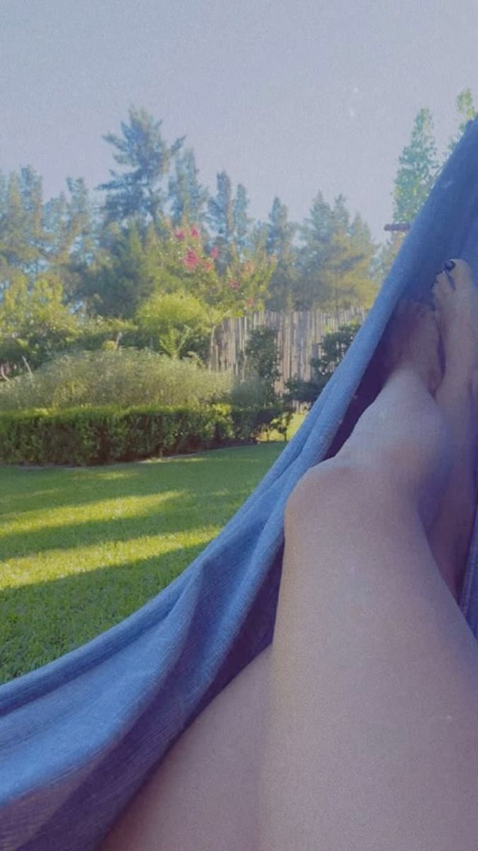 El jardín es uno de los espacios preferidos de Griselda Siciliani, también de los más instagrameados del hogar.