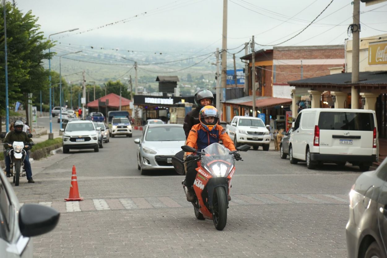 Guía de precios para viajar a Tafí del Valle: alojamiento, gastronomía, paseos y regalos
