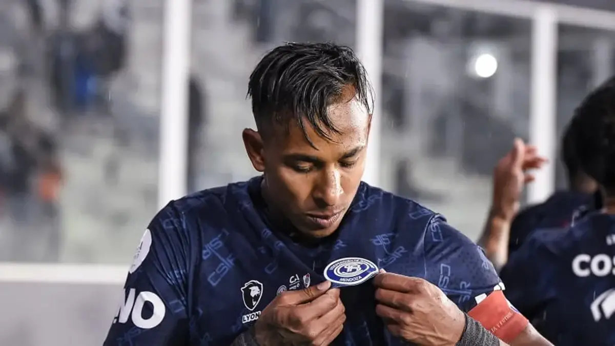 Sebastián Villa fijó una cláusula de salida con Independiente Rivadavia.