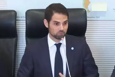 Quién es Ian Sielecki, el embajador argentino que no quiso hablar en el Parlamento francés ante un mapa que mostraba a Malvinas como británicas