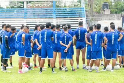 Cómo llega Talleres de Perico a la final ante Tucumán Central