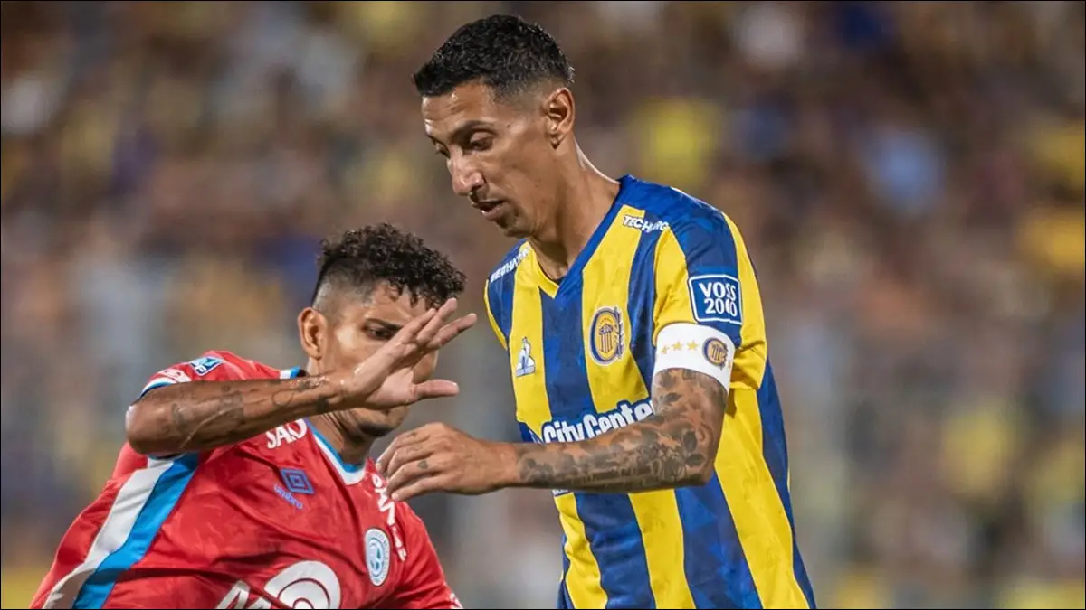 EN DEBATE. Di María y el penal sancionado para Rosario Central frente a Belgrano quedaron en el centro de las miradas en la primera fecha del Apertura.