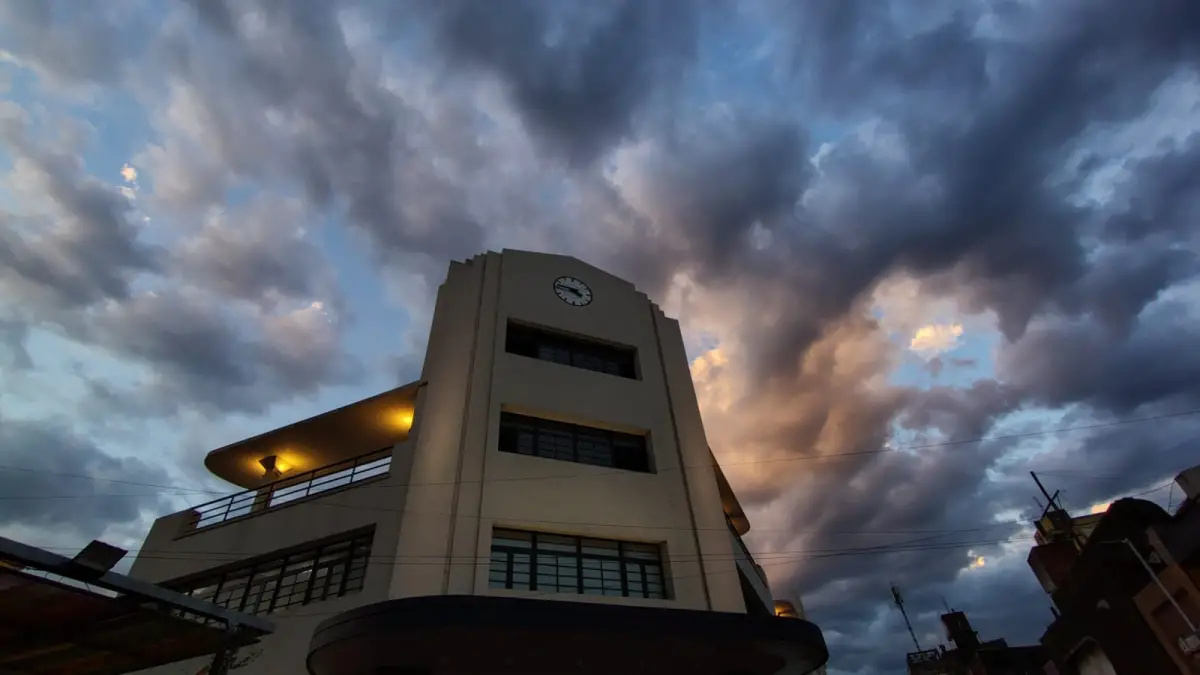 TRABAJOS. El gobierno municipal se propuso como meta lograr la reapertura total del mercado antes del inicio de las vacaciones de invierno. LA GACETA/FOTO DE DIEGO ARÁOZ