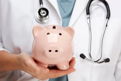 Los pronósticos de los expertos en economía para el tercer año de mandato de Javier Milei