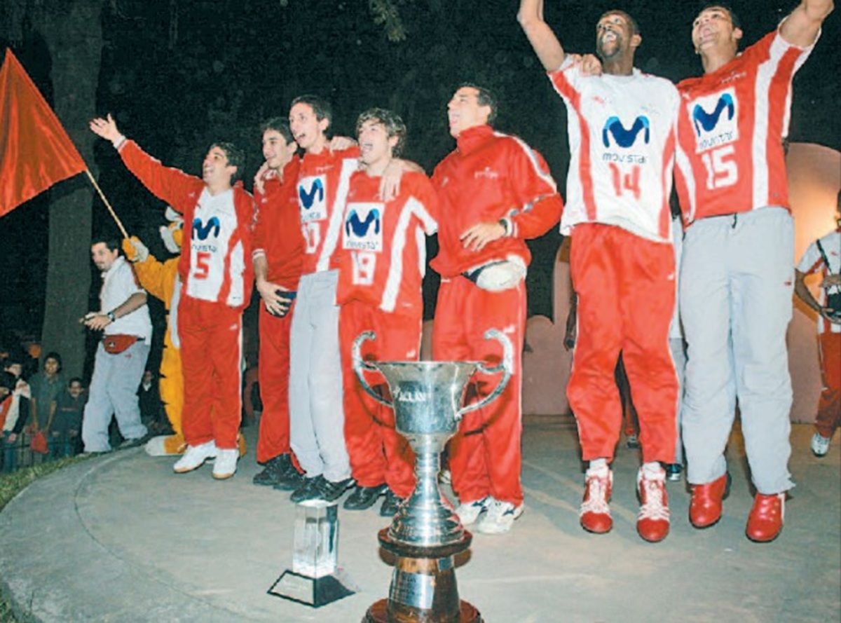 NOCHE DE GALA. El 11 de mayo de 2005 quedó marcado en la historia de la ciudad de Monteros.