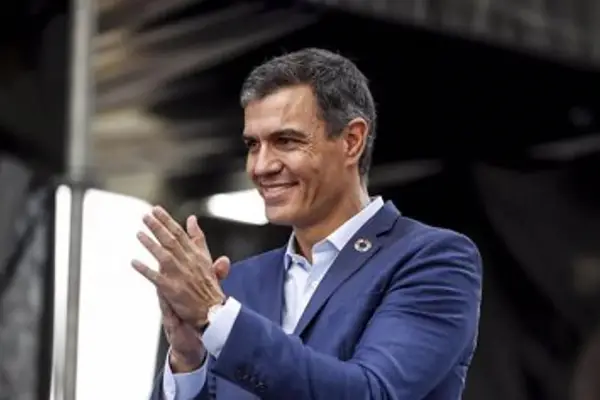 España beneficiará a los argentinos sin papeles que llegaron hasta mediados de 2025