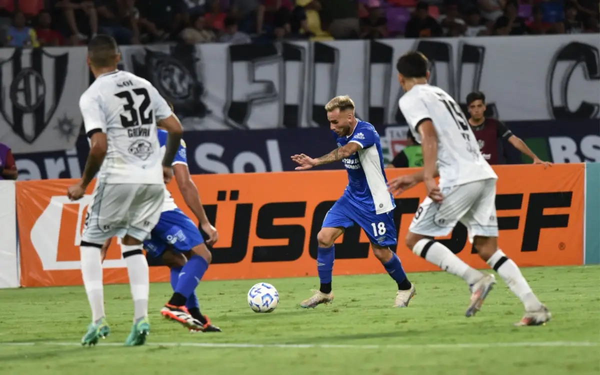 EN VIVO. Los dirigidos por Hugo Colace buscarán conquistar sus primeros tres puntos en el campeonato | FOTO: Diego Aráoz para LA GACETA.