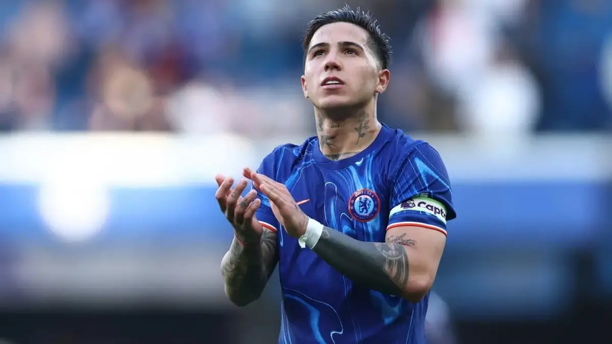 EN RACHA. Enzo Fernández buscará extender su buen momento con Chelsea y garantizar su pasaje a la próxima ronda.