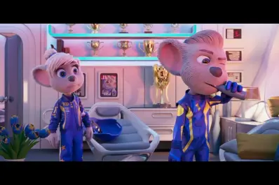 Una ratoncita que ama la velocidad y competir en carreras