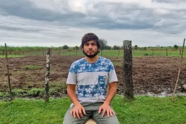 Adrián Sosa lleva “Habitar una nube” a Estados Unidos