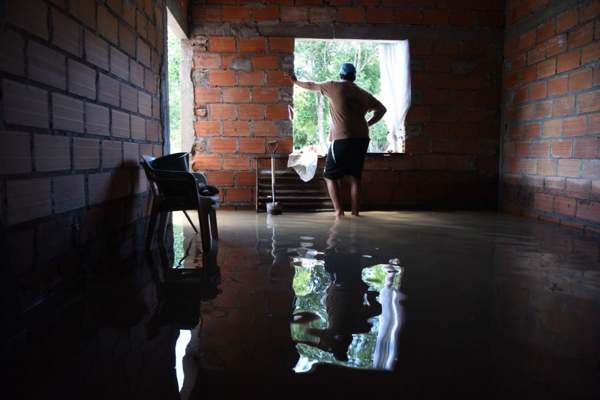 “El triángulo de las Bermudas”: Atahona quedó encerrada por el agua