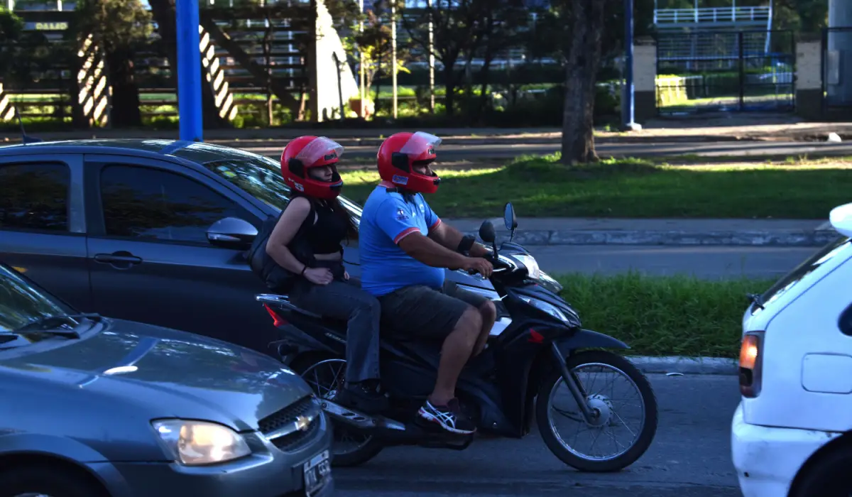 NORMATIVA. La Municipalidad avanza en la regulación de la actividad de taxis, autos y motos de transporte.