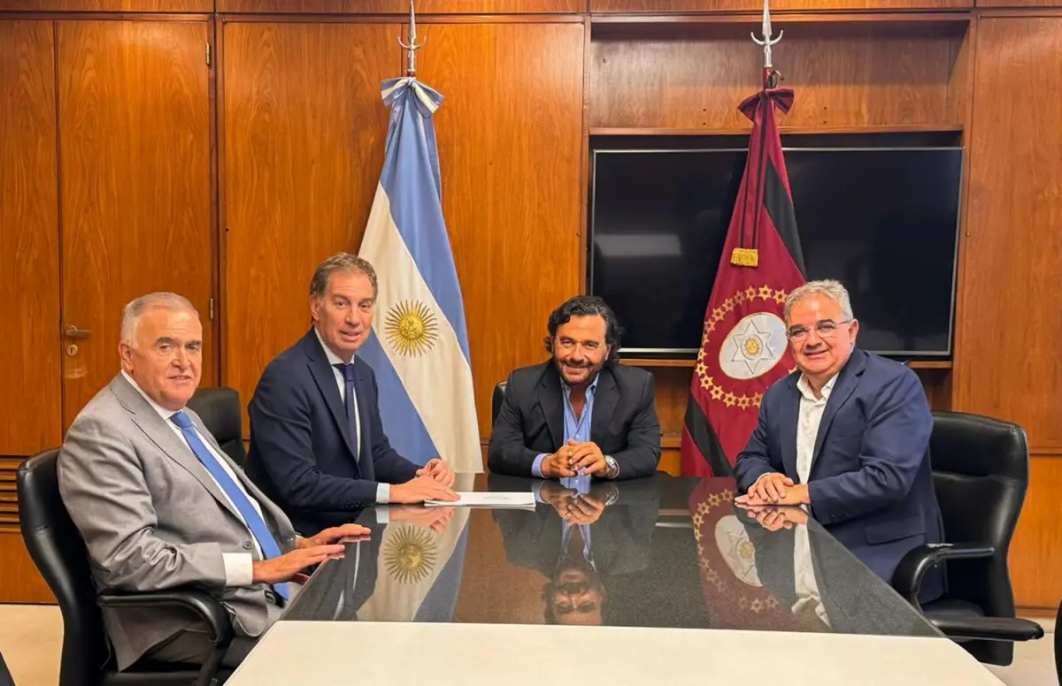 Reforma laboral: Jaldo y los gobernadores del NOA reclamaron a Nación un esquema de compensaciones