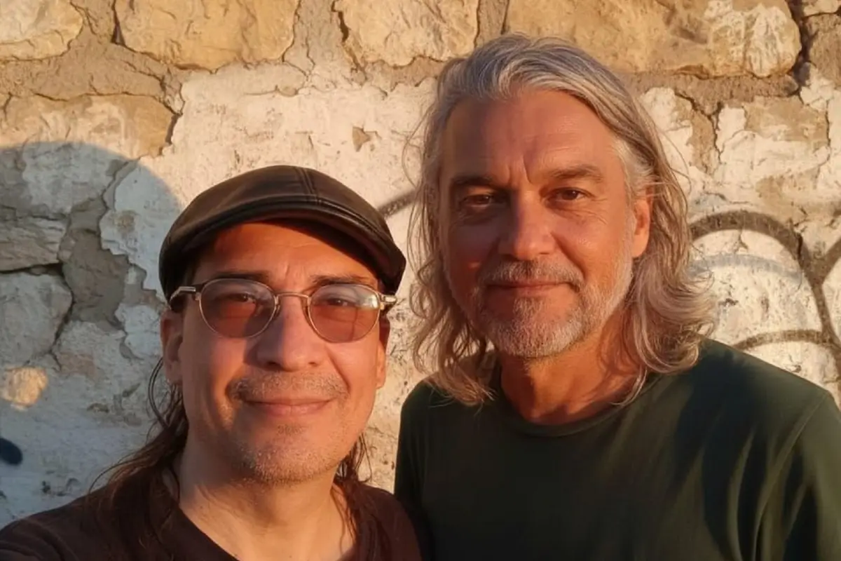 REENCUENTRO Y DEBUT. Leo Deza y Pablo Parolo vuelven a compartir un proyecto, pero esta vez lo hacen a dúo. 