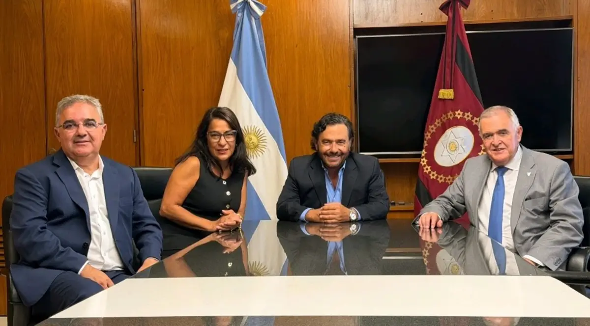 FOTO PUBLICADA POR CAROLINA MOISÉS, sancionada por Cristina Kirchner por participar de reuniones con el ejecutivo nacional. 