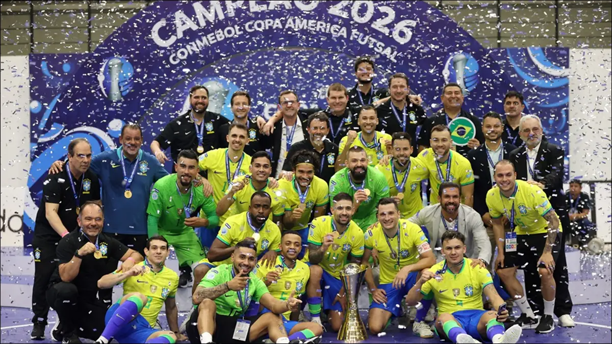 CONSAGRACIÓN. Brasil celebra el título sudamericano tras imponerse a Argentina en una final intensa y definida en los minutos finales en Luque.