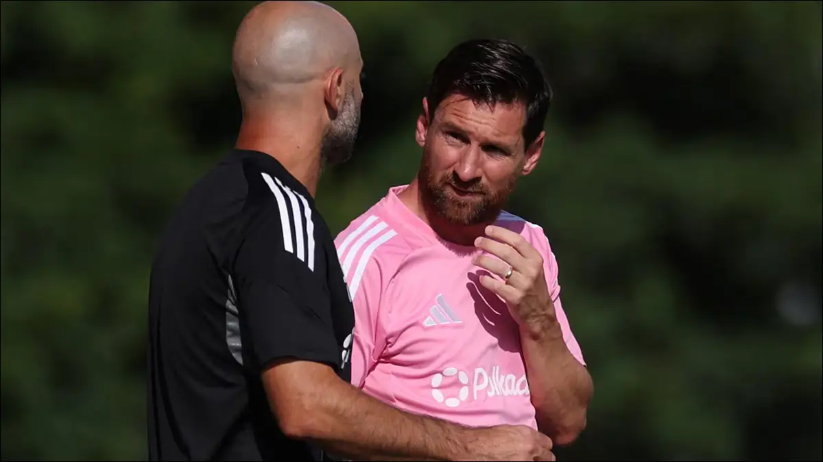 EXPECTATIVA. Mascherano se refirió al futuro de Messi tras el amistoso jugado en Medellín.