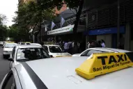 Taxistas cuestionan la forma en que avanza la reglamentación de apps en la capital