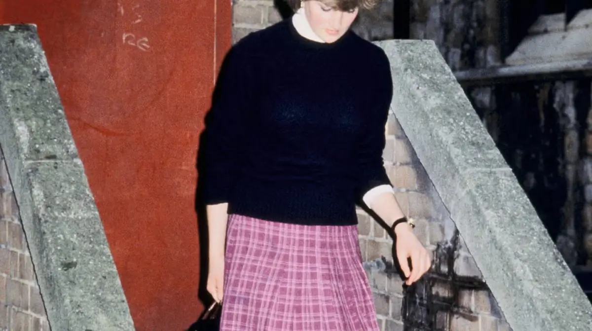 Lady Di fue una referente de las faldas a cuadros. Foto: Keystone-France/Bazaar