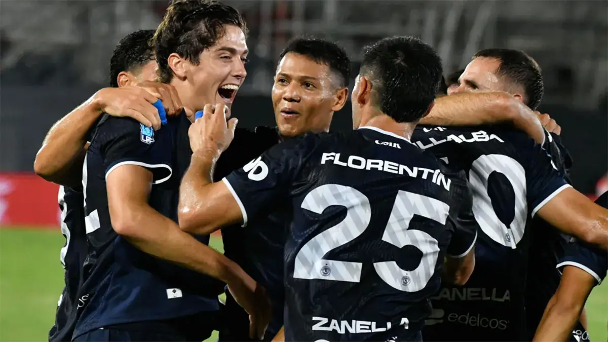 El inicio perfecto de Independiente Rivadavia que lo dejó solo en la cima