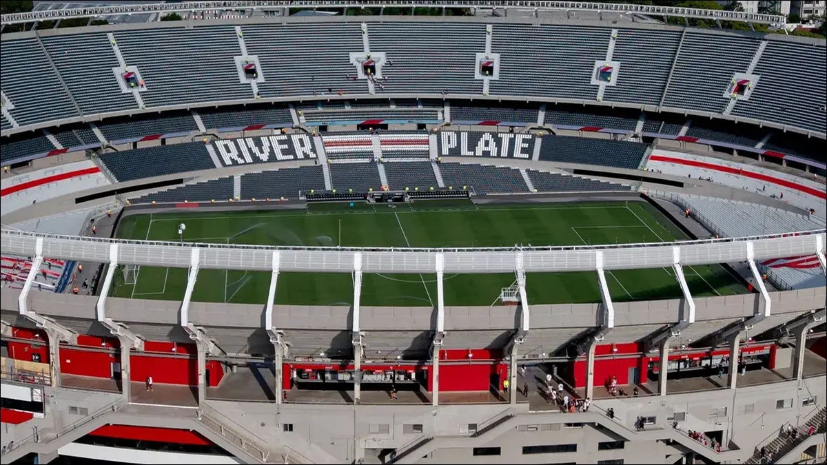 TRANSFORMACIÓN. El Monumental sumará un nuevo nombre comercial desde 2027 como parte de un acuerdo que garantiza ingresos millonarios y una agenda internacional de recitales.