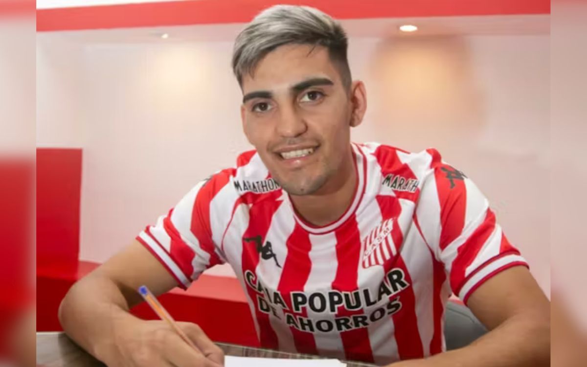 SELLADO. Tras su firma, el recorrido de este mercado de pases llegó a su fin para López.