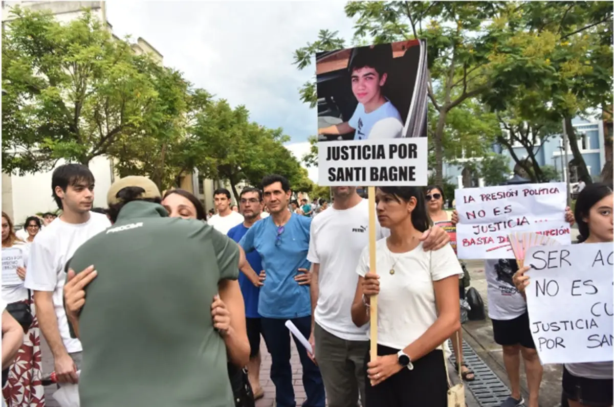  MARCHA POR PEDIDO DE LIBERTAD DE MAXI Y SANTIAGO 