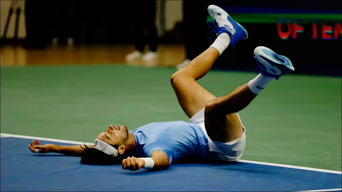 PULSO. Thiago Tirante celebró un triunfo trabajado ante Hyeon Chung y le dio el primer festejo al equipo nacional en suelo asiático.