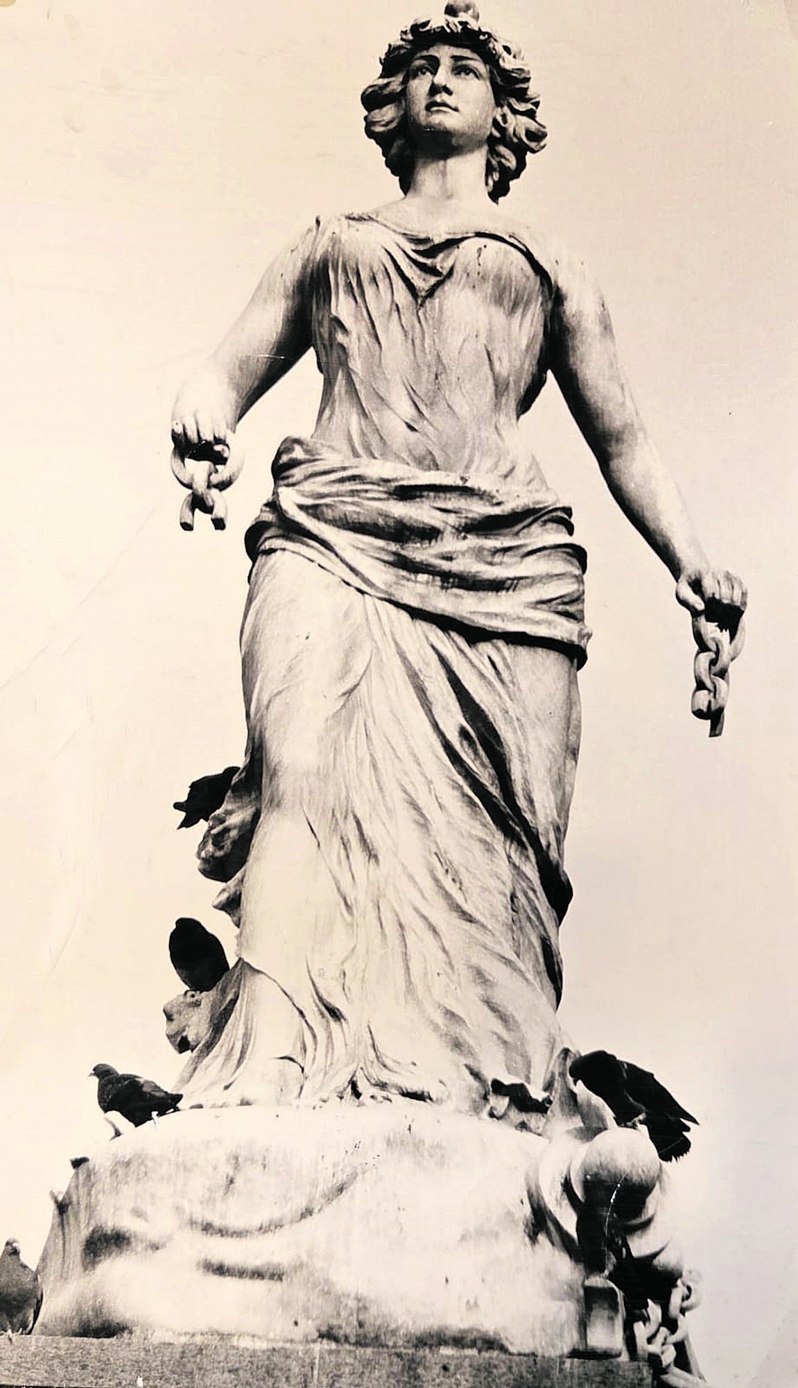 Recuerdos fotográficos: ¿Qué tipo de mujer inspiró la Libertad?