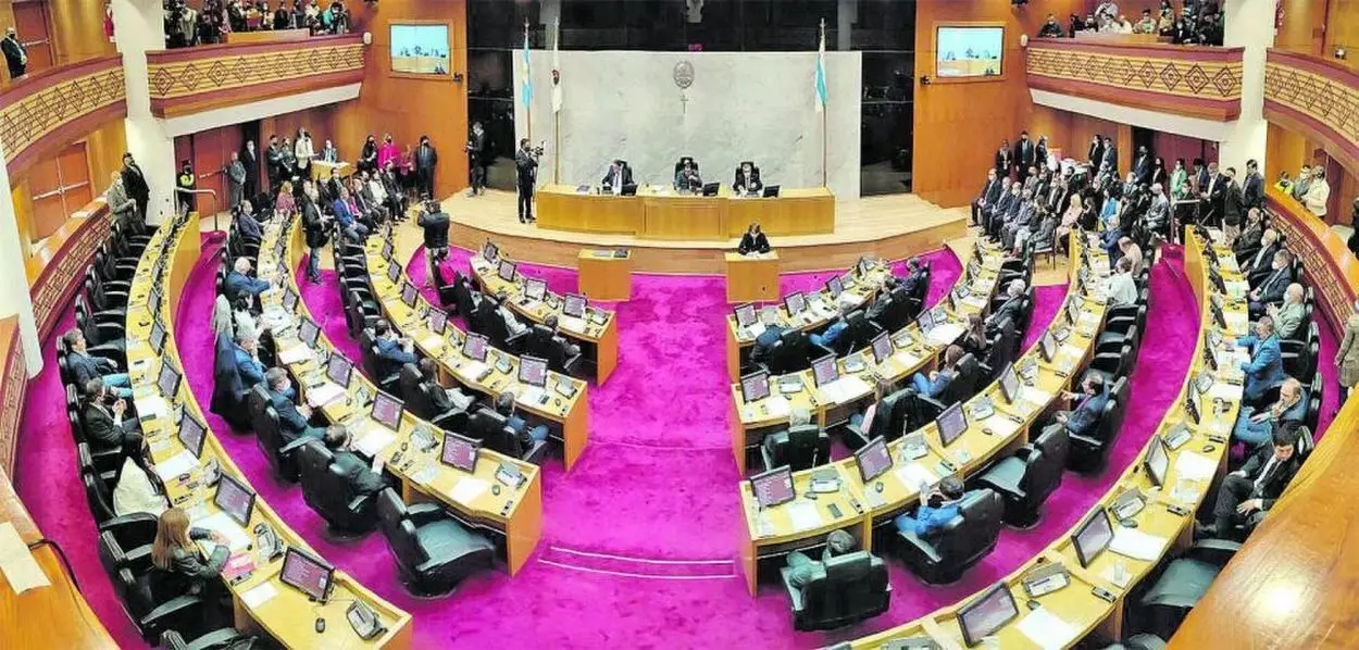 LEGISLATURA. Un proyecto de Vargas Aignasse abrió una polémica.
