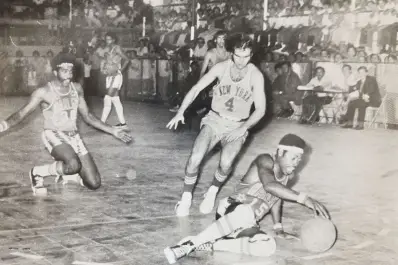 Recuerdos fotográficos: La divertida magia de los Globetrotters en Tucumán